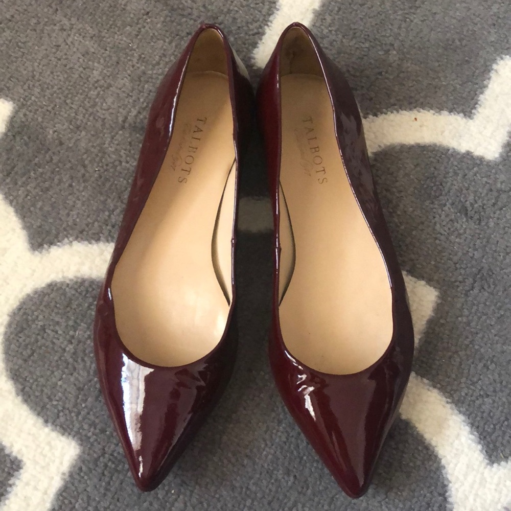 Talbots Size 8.5 Patent Leather Flats